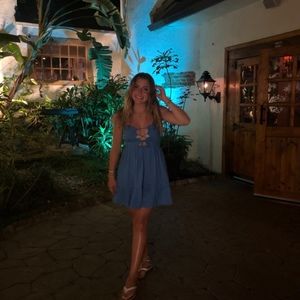 Meet your Posher, Avery